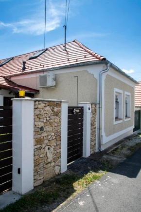 SáBa Vendégház, Tapolca